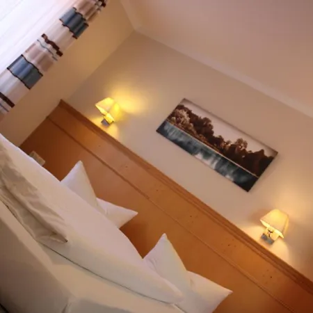 ホテル Inntalhof 3*